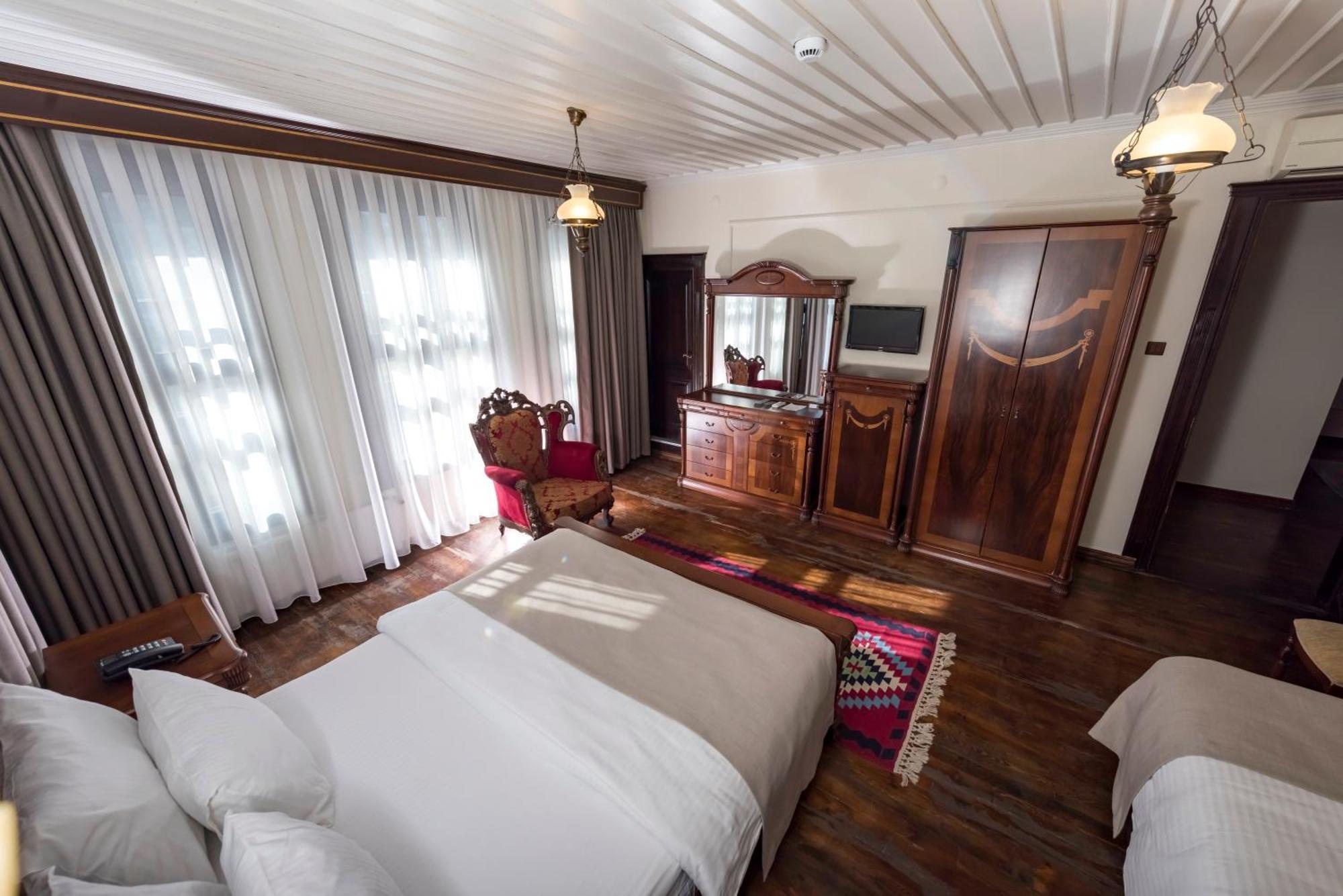 Katre Tasodalar Hotel Едірне Екстер'єр фото